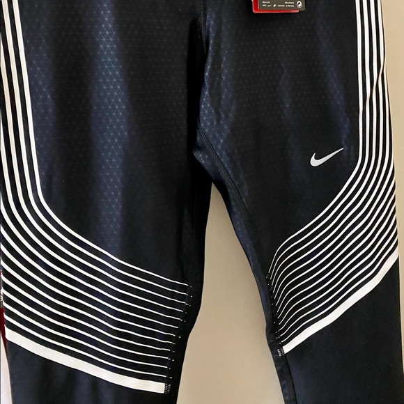 Nike running tights - Picture 6 of 11
